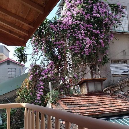 Yf 97.1 Apartment Тайнан Екстериор снимка