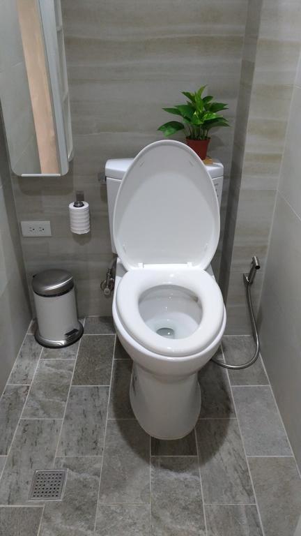 Yf 97.1 Apartment Тайнан Екстериор снимка